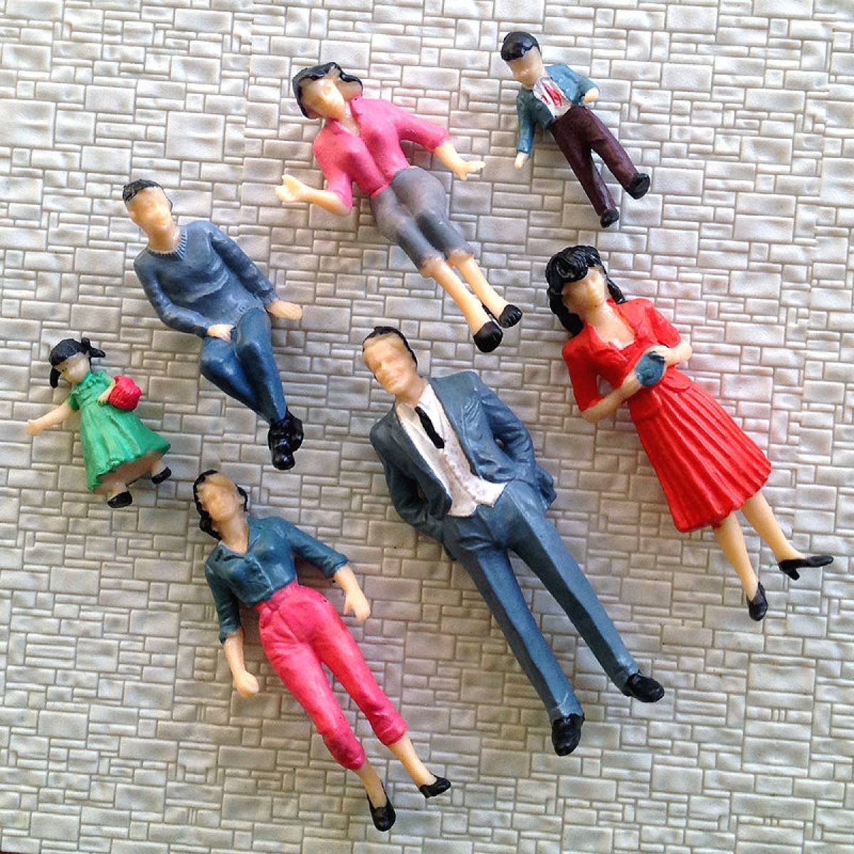 7 pcs G gauge painted 1:24 People figures passengers